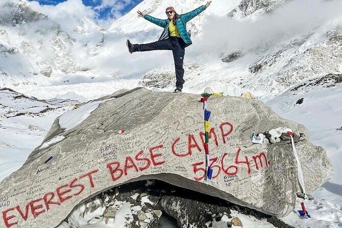 14-Days Private Everest Base Camp Trek - Days 13 and 14: 40 minutes back to Kathmandu, then farewell dinner and certificates