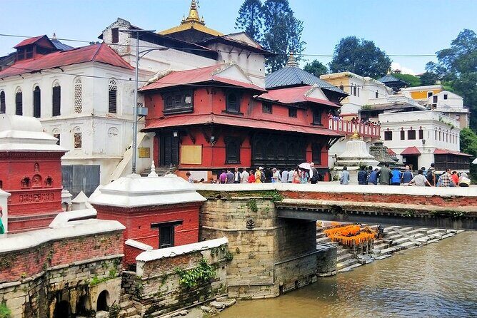 8 Days Tour in Nepal (3 Star Accommodation) - Kathmandu UNESCO day: Patan, Swayambhunath, Boudhanath, and Pashupatinath