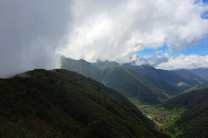 Amazing 1 Day Trekking Experience in Kathmandu Nepal - Taudaha Lake: the oldest valley water stop