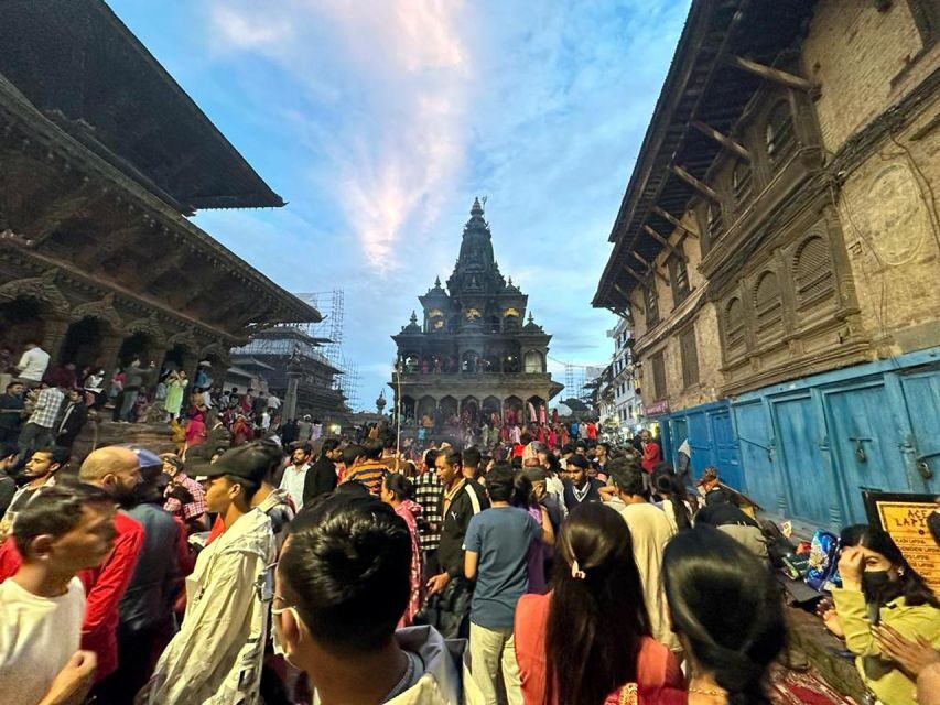 Best of Kathmandu : Private Guide, Car & Personalized Tour - Traditional village visit and arts-and-crafts browsing