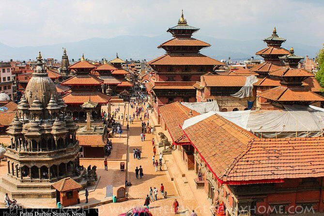 Bhaktapur darbar, Patan Darbar square & Changu Narayan in 1 day - Hotel pickup and a driver-managed day: why this matters