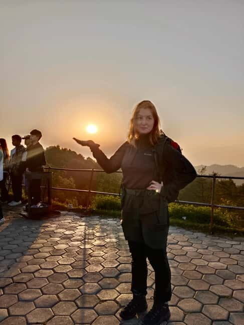 Bhaktapur & Nagarkot Day Tour with Lunch - Private/Group - Private vs group: what changes beyond the price tag