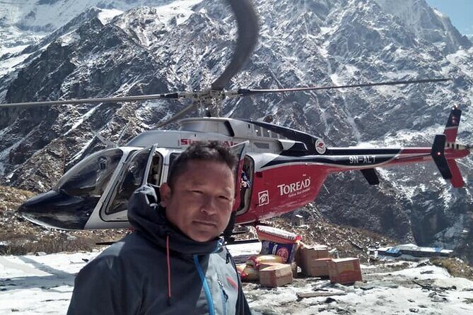 Everest Base Camp Helicopter Tour Stop at Hotel Everest View. - Stop 5 return: back to Kathmandu with the Lukla vs direct decision
