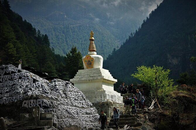 Everest Base Camp Trek 12 Days – Best Himalayan Adventure - Namche Bazaar and Tengboche: acclimatization through everyday mountain life