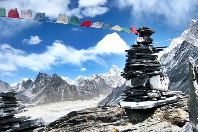 Everest Base Camp Trek with Helicopter Return - 10 Days - Day 3: Phakding to Namche Bazaar, Sherpa Country Comes Into Focus