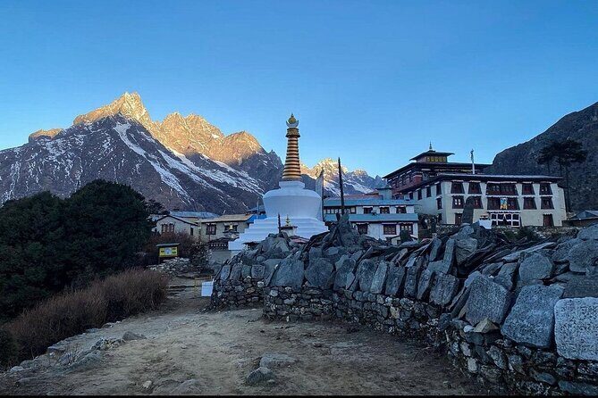 Everest Base Camp Trek with Helicopter Return from Gorakshep to Lukla - Everest View Point day: see the giants while your body adapts