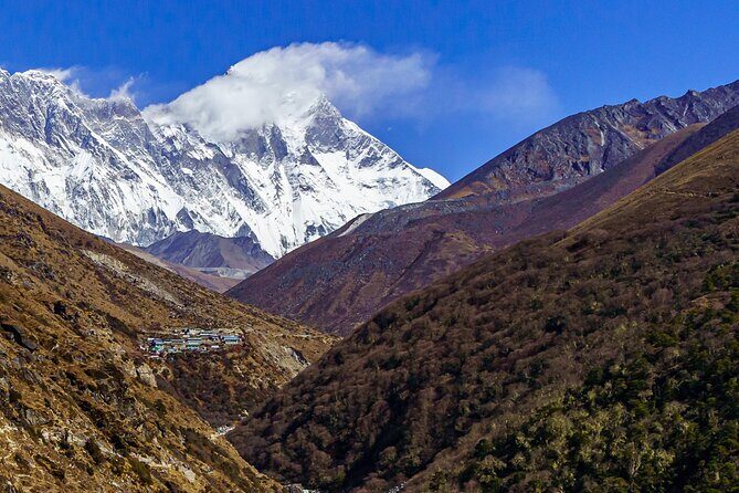 Everest Base Camp Trekking - 13 Day - Days 9–10: Everest Base Camp day, then Kala Patthar for the big view