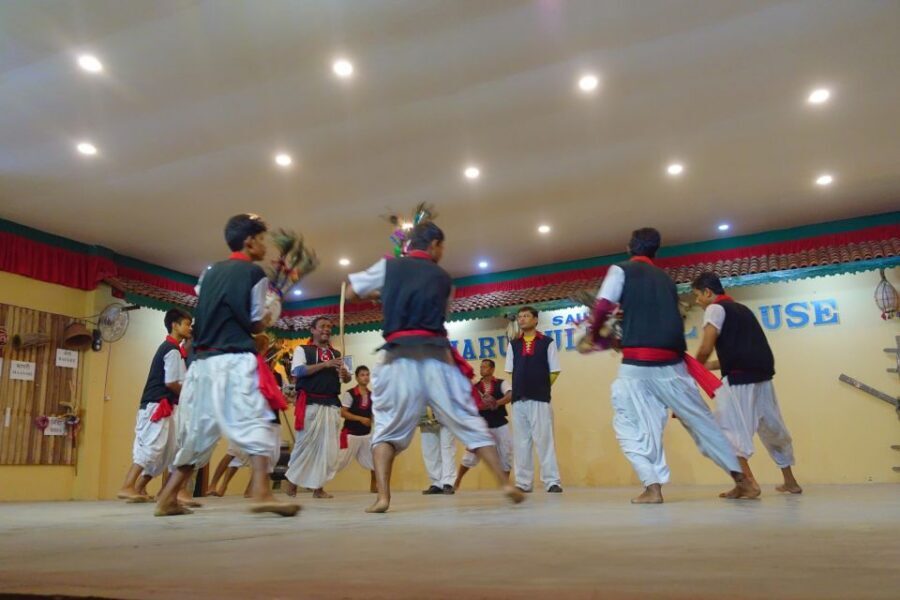 From Kathmandu/Pokhara: 3-Day All-Inclusive Chitwan Safari - Hotel base and meals: more important than you think