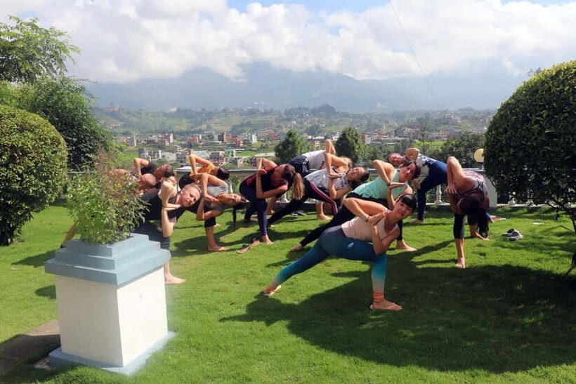 Kathmandu: 1, or 3-Day Yoga, Meditation & Reiki Retreat - Reiki healing therapy: what to expect in plain terms