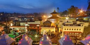 Kathmandu: 3 hours night Pashupatinath Aarti Tour - Getting to the Bagmati: fast pickup from Thamel (or near the temple)
