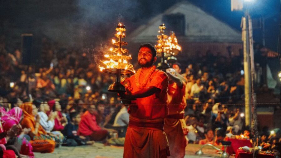 Kathmandu: 3 hours night Pashupatinath Aarti Tour - Temple timing, crowds, and how to keep the night manageable
