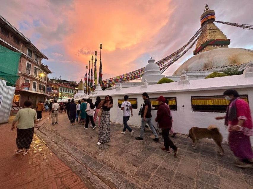 Kathmandu: 7 UNESCO Sites Tour in 1 Day (Private Tour) - Boudhanath Stupa: Buddhist Time, Pilgrims, and a Lunch Break