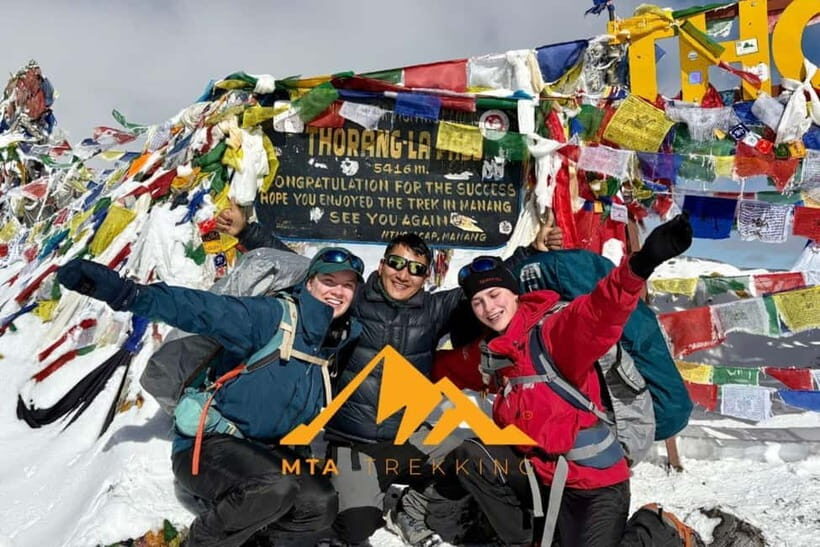 Kathmandu: 8-Day Annapurna Circuit Trek via Thorong La Pass - The big idea: pass-crossing views plus a temple finale