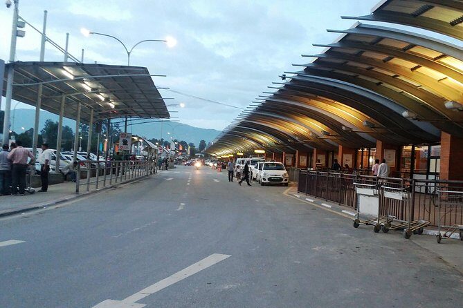 Kathmandu Airport Transfer to hotels – Easy, Safe & Hassle-Free - The Car Ride: Air-Conditioned Comfort and Luggage Help