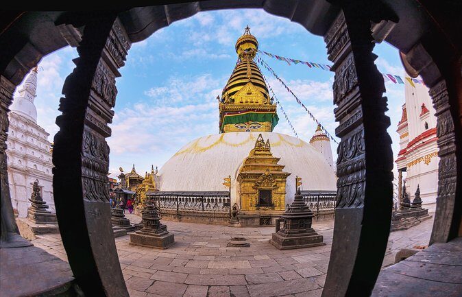 Kathmandu city tour - 4 UNESCO World Heritage Sites - Stop 1: Kathmandu Durbar Square and Hanuman Dhoka (the royal core)