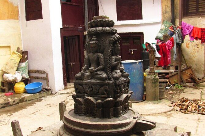 Kathmandu City Tour in 6 Hours – Discover the Cultural Highlights - Entrance fees, hiring a guide, and how to get more meaning per hour