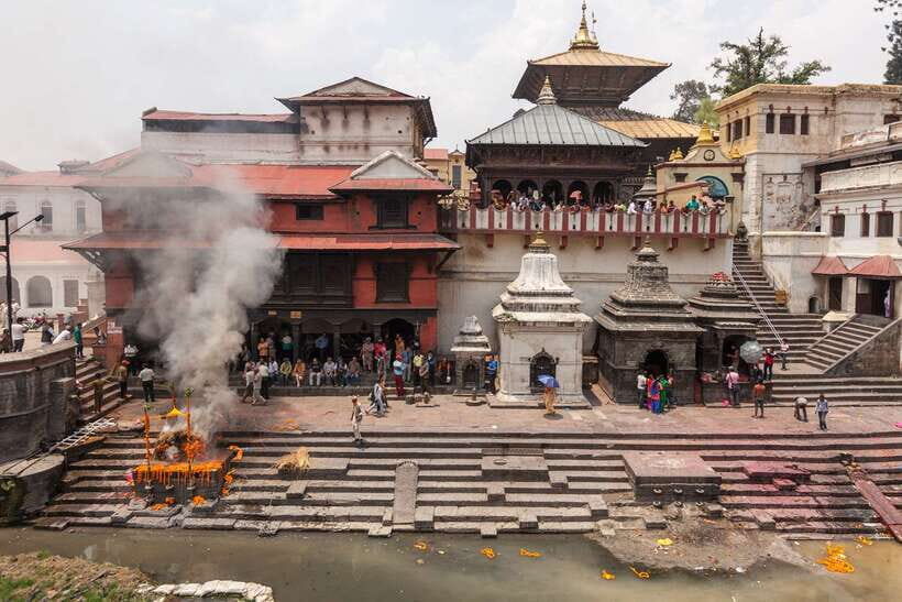 Kathmandu City Tour: TOP Highlights of the Kathmandu Valley - Boudhanath Stupa: The Prayer-Wheel Circuit You Can’t Rush