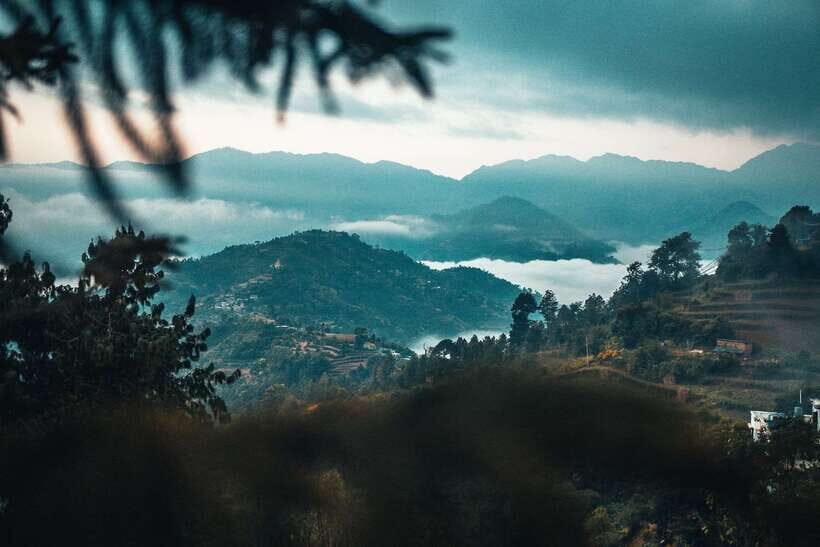Kathmandu: Dhulikhel to NamoBuddha Day Hike with Lunch - Day trip vs. overnight: when Namobuddha feels different