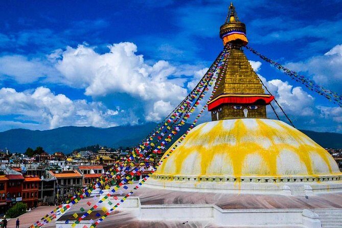 Kathmandu: Full Day 7 UNESCO Tour with Lunch - Private/Group - Boudhanath Stupa: Tibetan Buddhism, chanting energy, and a slow landing