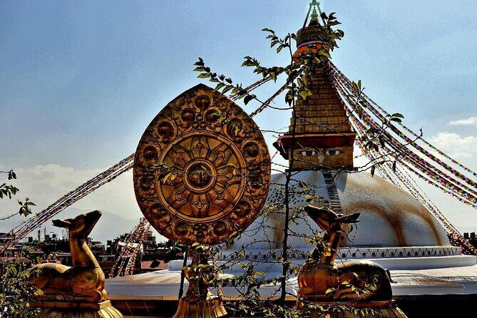 Kathmandu Full-Day Private Tour with Pick Up - Stop 1: Swayambhunath (Monkey Temple) and Living Buddhist Activity