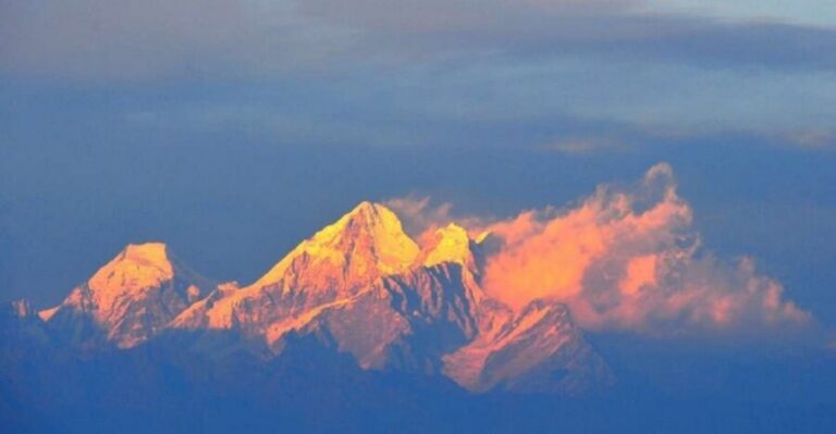 Kathmandu: Nagarkot Sunrise, Mt. Everest Himalayas View Tour - Getting There: Pickup Options, Private Vehicle Comfort, and What It Means