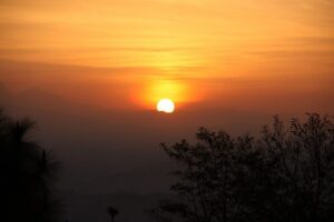 Kathmandu: Nagarkot Sunrise Tour with Day Hike - Nagarkot sunrise: the peak lineup you came for