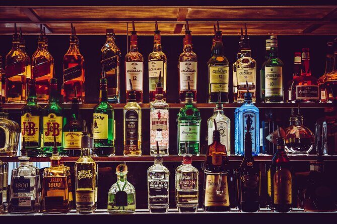 Kathmandu Nightlife and Pub Crawl Tour - What Thamel Monuments Add to a Night Out