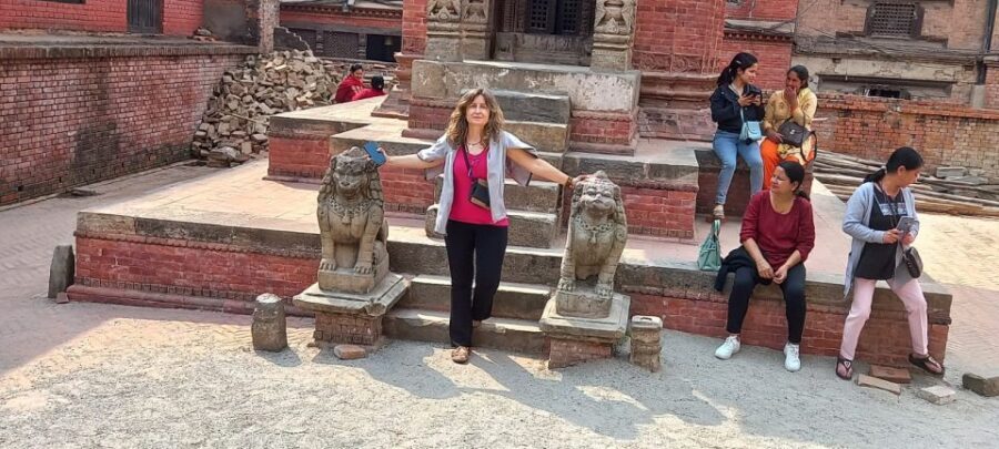 Kathmandu: Private Bhaktapur and Patan Sightseeing Tour - Bhaktapur Durbar Square: Golden Gate to Nyātāpola