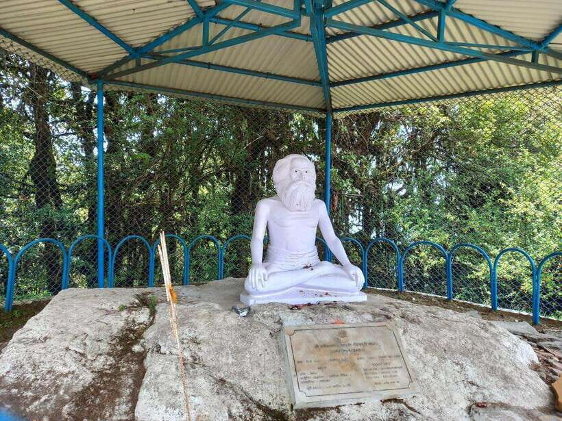 Kathmandu: Shivapuri Day Hike with Lunch - Lunch on the mountain: enough for a day hike, plan around hunger