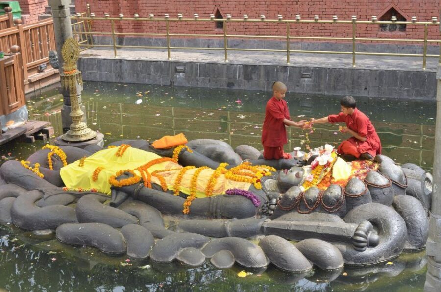 Kathmandu Sightseeing By Bus Day Trip - Key highlights worth knowing