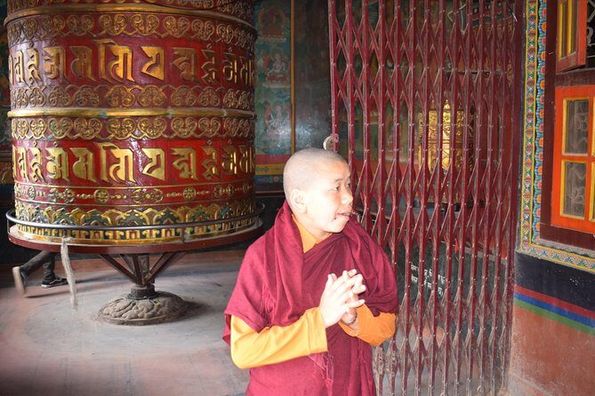 Kathmandu World Heritage Full Day Culture Tour - Pashupatinath Temple: the Hindu pilgrimage center moment