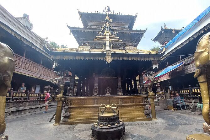 Life and spirituality tour of Kathmandu - Kathmandu Durbar Square: Vastu courtyards and medieval spiritual practice