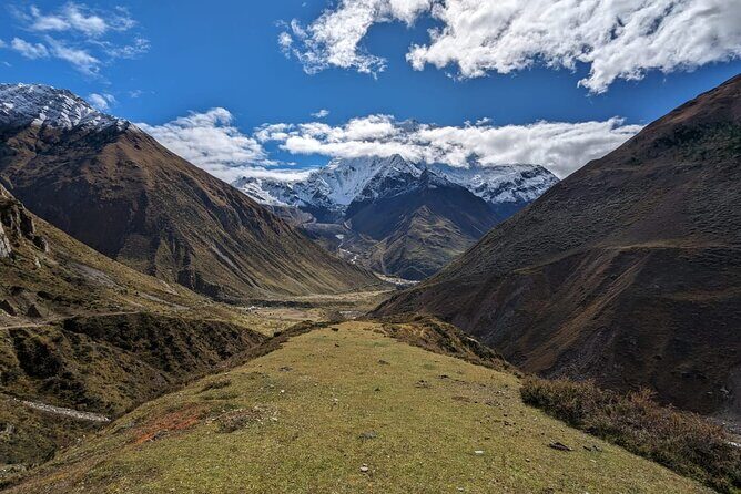 Manaslu Trekking - Day 12 to Day 13: the panoramic summit moment and the descent to Tilje