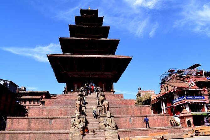 Nagarkot Sunrise, Bhaktapur and Patan Durbar Square Tour in Kathmandu - Meals, pacing, and the realistic feel of a 10-hour day
