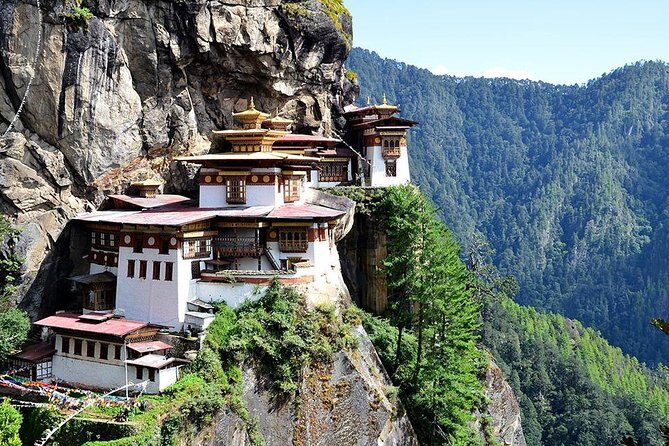 Nepal and Bhutan Tours - Changangkha Lhakhang and a nunnery visit: Thimphu-area culture, built for stillness