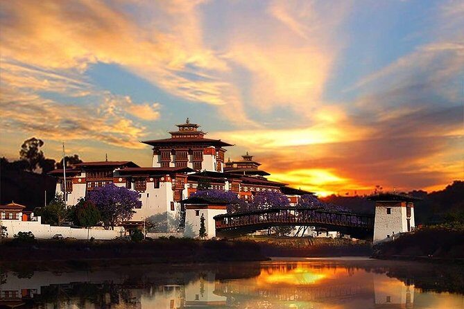 Nepal and Bhutan Tours - Nagarkot and Swayambhu: city sights plus mountain air