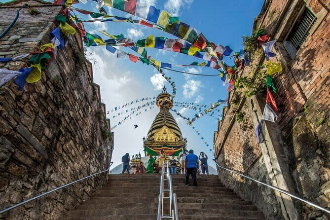Private Full-Day Kathmandu All 7 UNESCO World Heritage Sites Tour - Patan Durbar Square: Newari craft you can actually spot