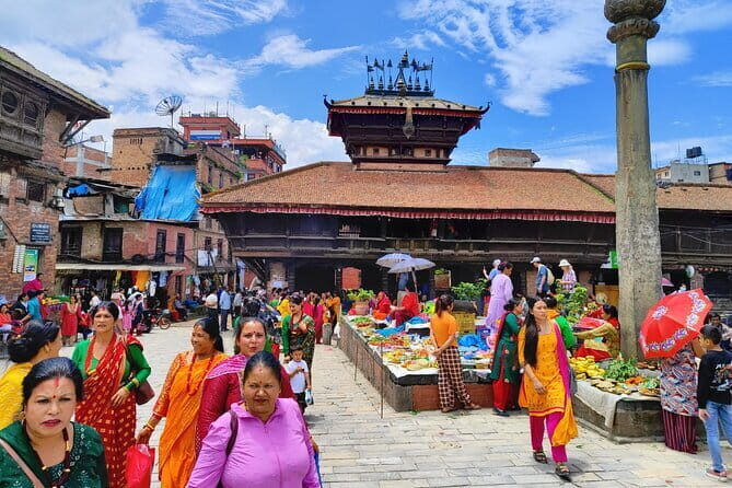 Private Full-Day Kathmandu All 7 UNESCO World Heritage Sites Tour - Timing that matters: how to survive 9 to 11 hours