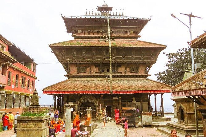 Private half day Medieval Kirtipur town with Newari food tasting trip - Guide quality: names I saw mentioned and what to ask
