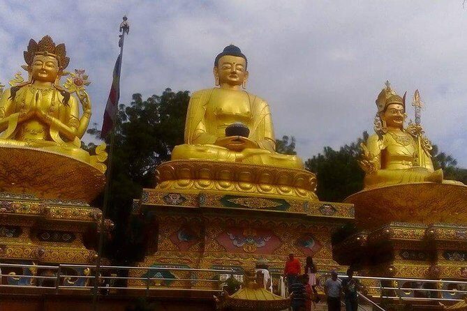 Private Kathmandu Valley Sightseeing Tour Including Lunch - A 7-hour Kathmandu highlights loop that actually helps you orient