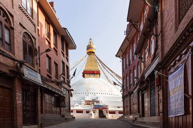 Private Tour of 4 UNESCO Heritage Sites in Kathmandu by Car - Stop 1: Boudhanath Stupa and the Calm Weight of a Major Buddhist Site