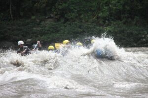 Rafting in Nepal: Trishuli, Bhotekoshi & Other River Rafting - Getting from Kathmandu to the put-in: buses, time, and comfort