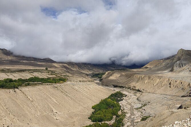 Upper Mustang Trek 14 Days - Kagbeni to Chele to Syanboche: getting into Mustang’s high-desert feel