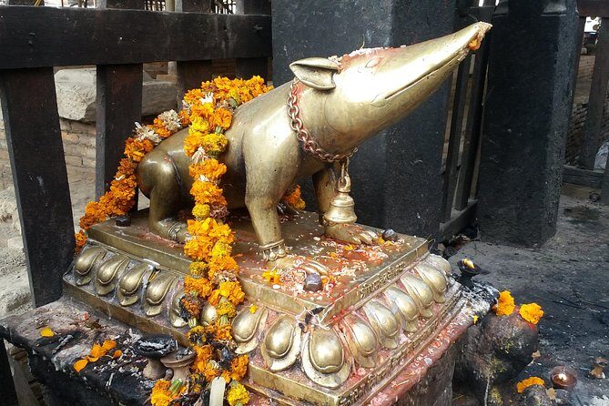 Walking tour of Kathmandu with awesome local guides - Why walking beats traffic in Kathmandu